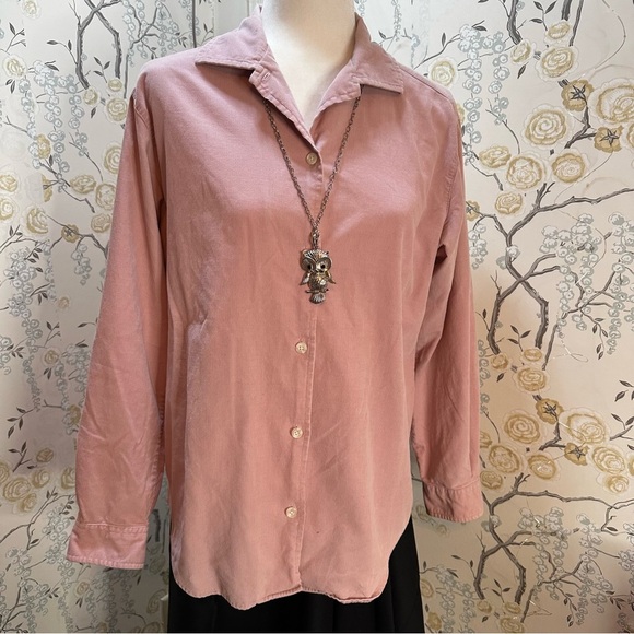 L.L. Bean Women’s Corduroy Shirt Sz M  100% Cotton Button‎ Down Pink VTG - Picture 1 of 9